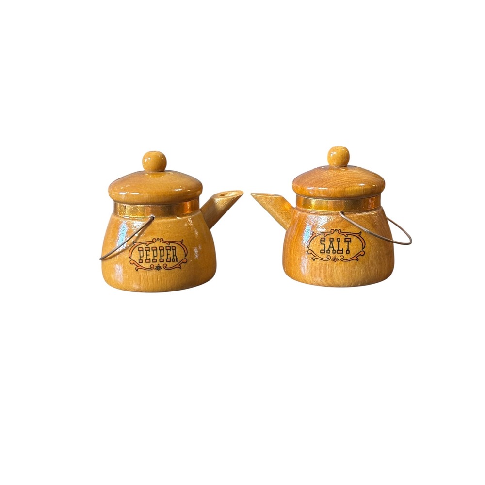 Vintage Wooden Tea Kettle Salt and Pepper Shakers Set Rustic Farmhouse‎ Decor
